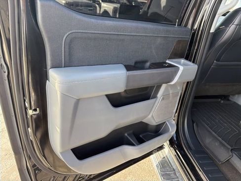 Used 2021 Ford F150 Lariat w/ Equipment Group 502A High image 28