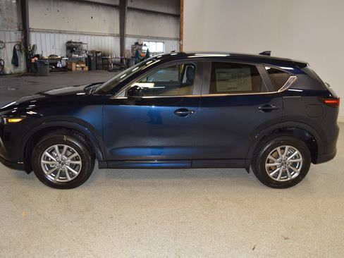 New 2025 MAZDA CX-5 AWD 2.5 S w/ Select Package image 6