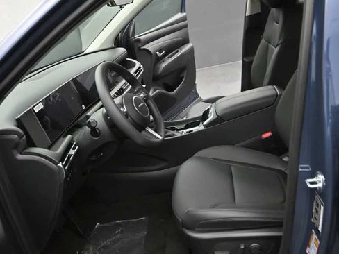 New 2026 Hyundai Tucson SEL Plus w/ Tow & Go Package AWD/4WD image 16