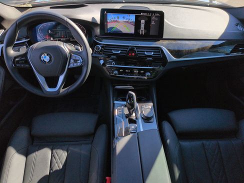 Used 2023 BMW 530i w/ Premium Package image 29