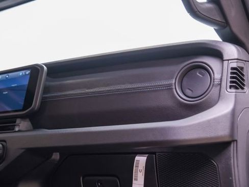 Used 2025 Jeep Gladiator Sport AWD/4WD image 77