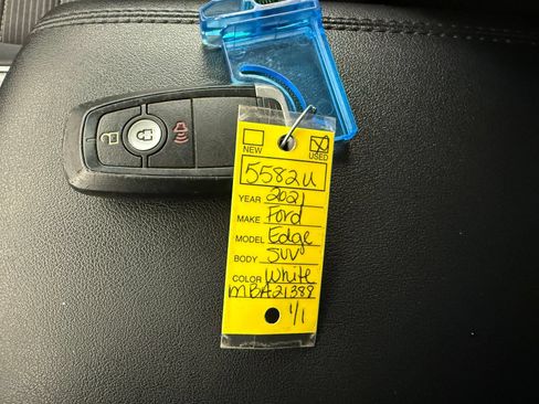 Used 2021 Ford Edge SEL FWD image 27