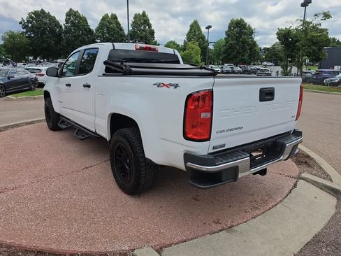Used 2021 Chevrolet Colorado W/T w/ WT Convenience Package AWD/4WD image 3