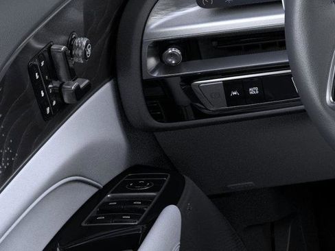 New 2023 Cadillac Lyriq RWD Luxury image 22