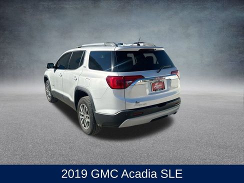 Used 2019 GMC Acadia SLE image 3