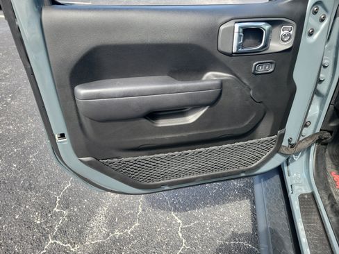 Used 2025 Jeep Wrangler Unlimited Sport AWD/4WD image 20