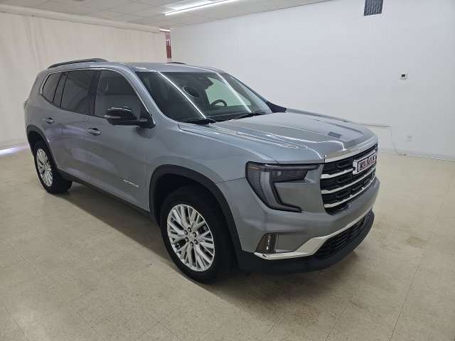 Used 2026 GMC Acadia Elevation w/ Elevation Premium Package FWD image 15