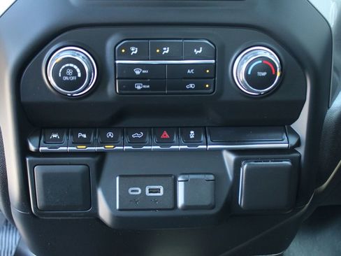Used 2024 Chevrolet Silverado 1500 W/T w/ WT Value Package AWD/4WD image 36