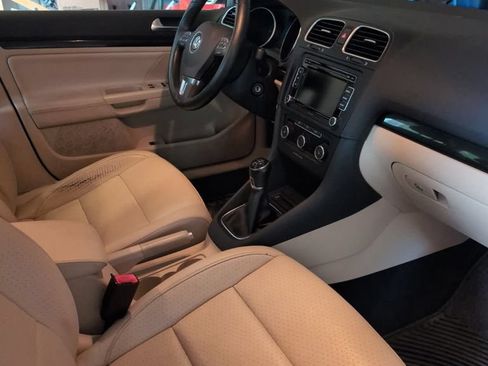 Used 2013 Volkswagen Jetta TDI FWD image 2