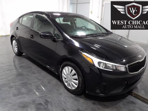Used 2017 Kia Forte LX FWD image 1