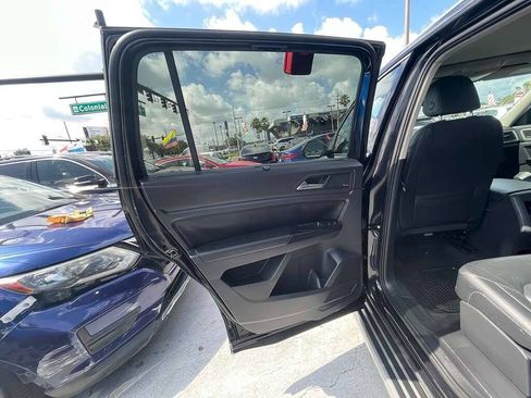 Used 2020 Volkswagen Atlas SEL R-Line AWD/4WD image 18