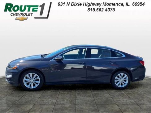 Used 2025 Chevrolet Malibu LT FWD image 2