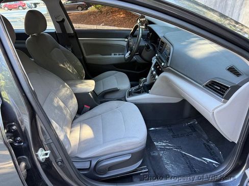 Used 2020 Hyundai Elantra Value Edition FWD image 9