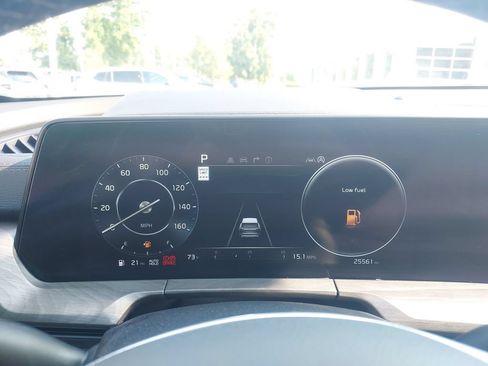 Used 2025 Kia Telluride SX X-Line AWD/4WD image 12