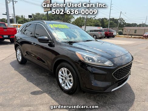 Used 2020 Ford Escape SE FWD image 1