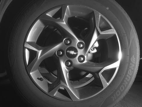 Used 2025 Chevrolet Trax LT FWD image 14