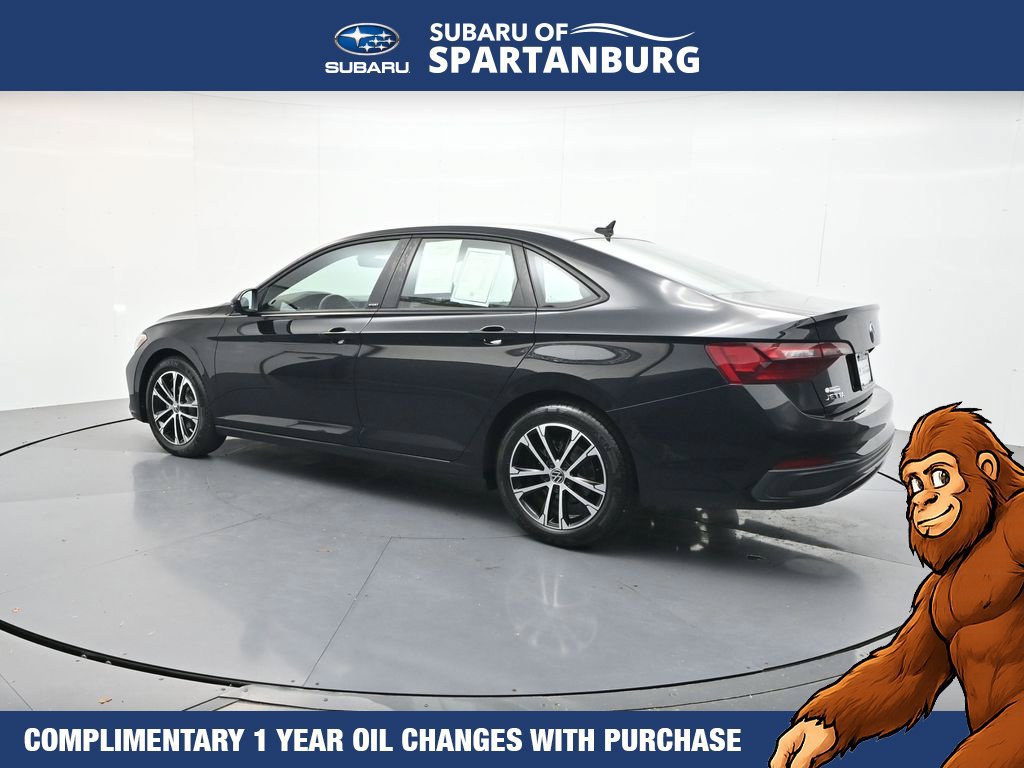 Used 2024 Volkswagen Jetta Sport FWD image 6