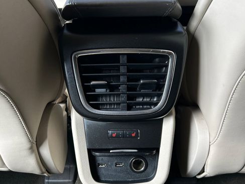 Used 2019 Lincoln Nautilus Reserve image 40