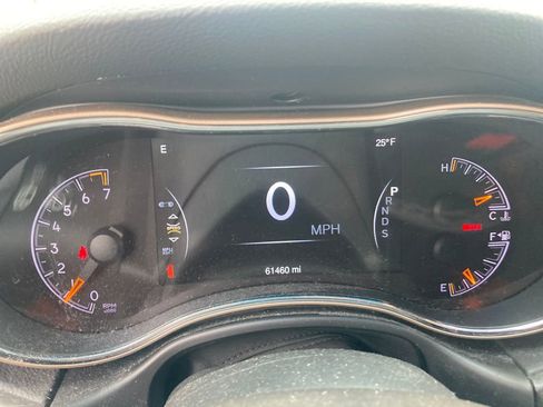 Used 2015 Jeep Grand Cherokee Limited image 19