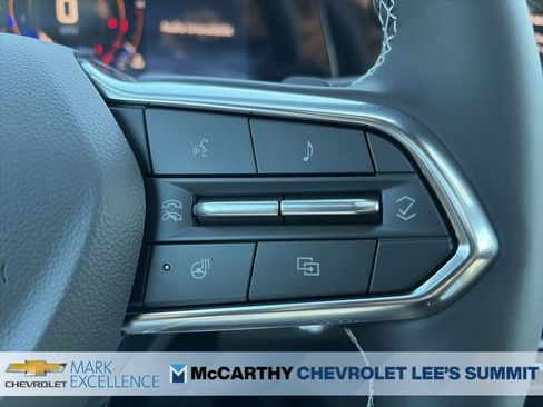 New 2026 Chevrolet Traverse Z71 w/ Enhanced Driving Package AWD/4WD image 10