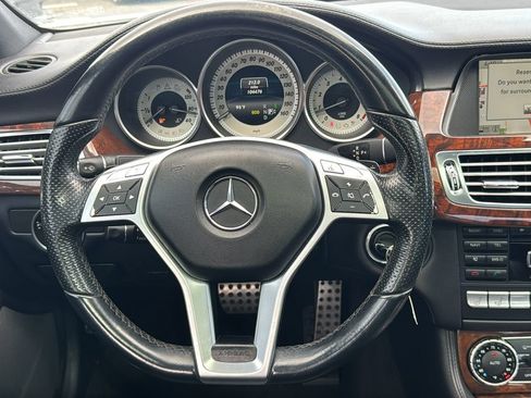 Used 2014 Mercedes-Benz CLS 550 4MATIC w/ Premium 1 Package image 22