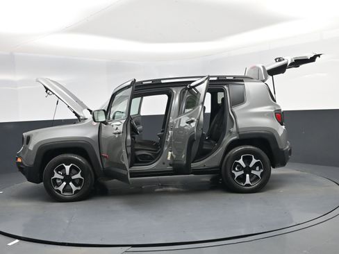 Used 2021 Jeep Renegade Trailhawk w/ Sun & Sound Group image 29