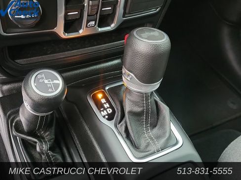 Used 2024 Jeep Wrangler Unlimited Sport AWD/4WD image 16