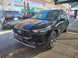 Used 2025 Ford Escape ST-Line video 1