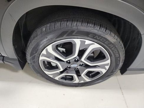 Used 2023 Subaru Ascent Touring AWD/4WD image 42