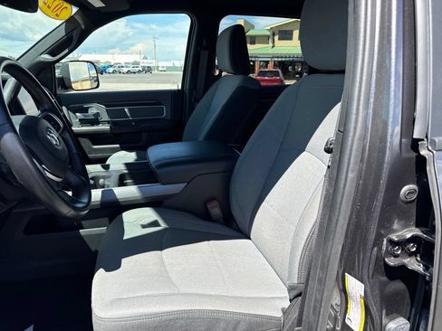 Used 2022 RAM 2500 Big Horn w/ Level A Equipment Group AWD/4WD image 19