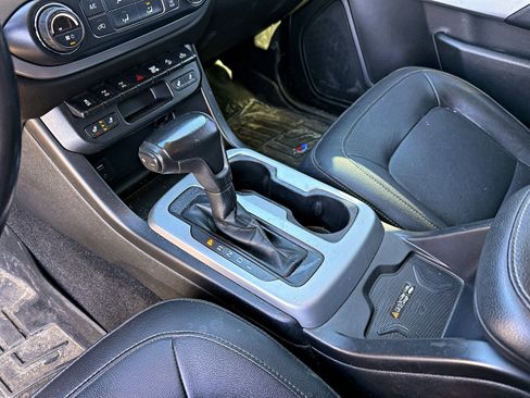 Used 2018 Chevrolet Colorado ZR2 image 20