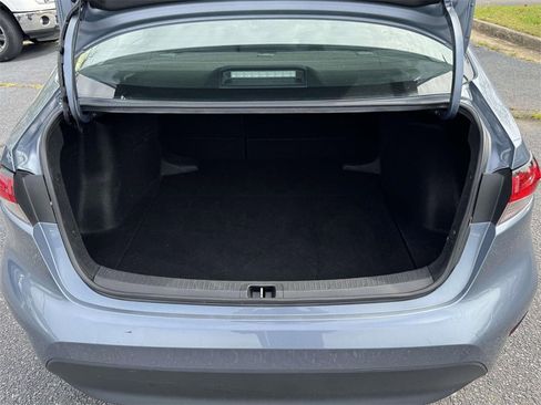 Used 2024 Toyota Corolla LE image 15