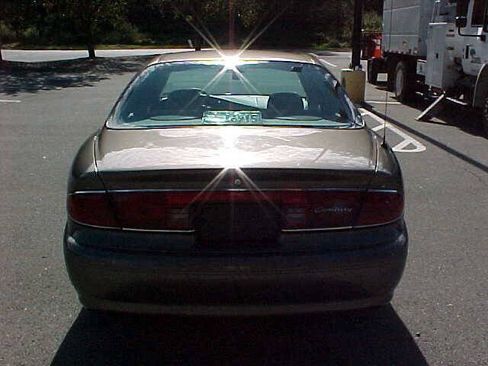 Used 2004 Buick Century Custom FWD image 10