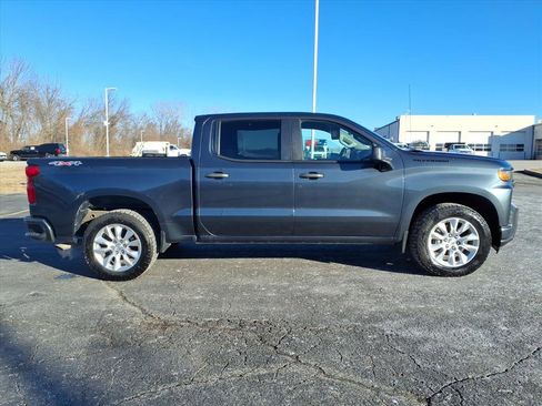 Used 2021 Chevrolet Silverado 1500 Custom w/ LPO, Dark Essentials Package image 27