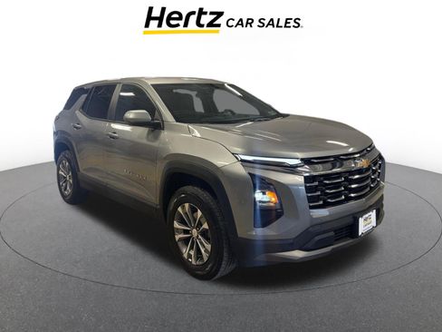 Used 2025 Chevrolet Equinox LT image 1