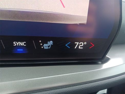 New 2026 Chevrolet Traverse LT w/ Sun and Wheel Package image 26