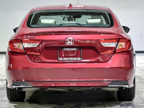 Used 2019 Honda Accord EX image 10