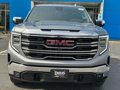 New 2026 GMC Sierra 1500 SLT w/ SLT Premium Package