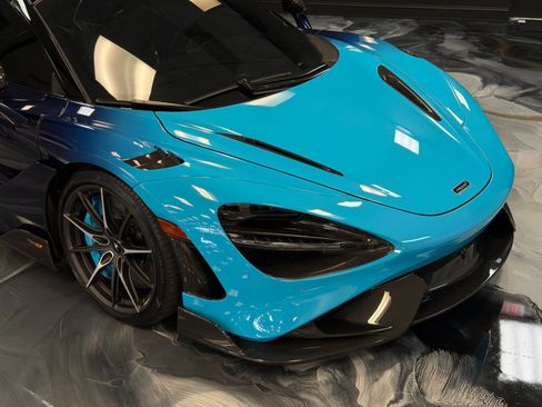 Used 2022 McLaren 765LT RWD image 3