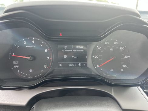 Used 2025 Chevrolet Trax LS FWD image 21