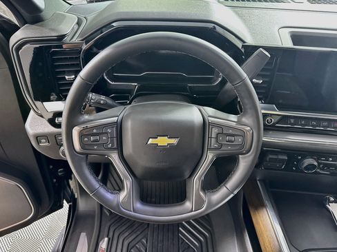 Used 2025 Chevrolet Silverado 3500 High Country w/ High Country Premium Package AWD/4WD image 18
