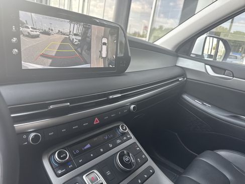 Used 2025 Hyundai Palisade SEL FWD image 9