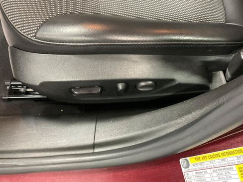 Used 2015 Chevrolet Malibu LT w/ Power Convenience Package FWD image 12