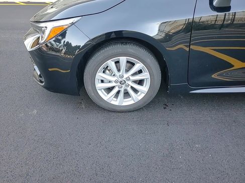 Certified 2025 Toyota Corolla SE image 7