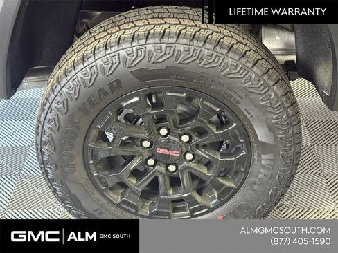 New 2026 GMC Canyon Elevation w/ Convenience Package image 19