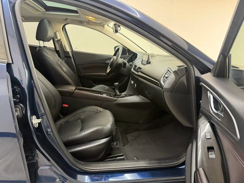 Used 2017 MAZDA MAZDA3 Grand Touring w/ Premium Equipment Package FWD image 25