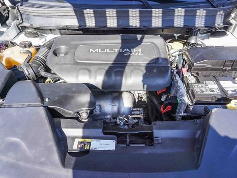 Used 2015 Jeep Cherokee Sport w/ Sport Appearance Group image 25