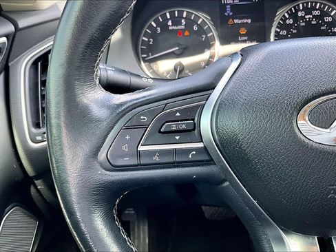 Used 2018 INFINITI Q50 Luxe w/ Sensory Package (Luxe) RWD image 18