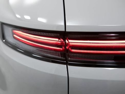 New 2026 Porsche Cayenne AWD/4WD image 18