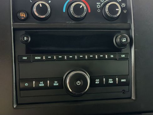 Used 2023 GMC Savana 2500 Extended w/ Driver Convenience Package image 9